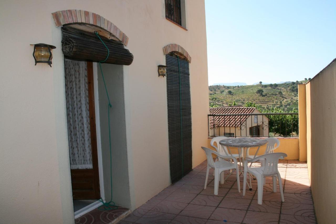 Hostal Elvira Gratallops Exterior photo